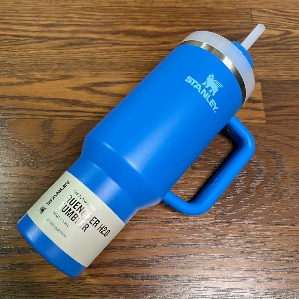 40 oz Stanley The Flowstate Quencher H2.0 Tumbler in Blue on Blue